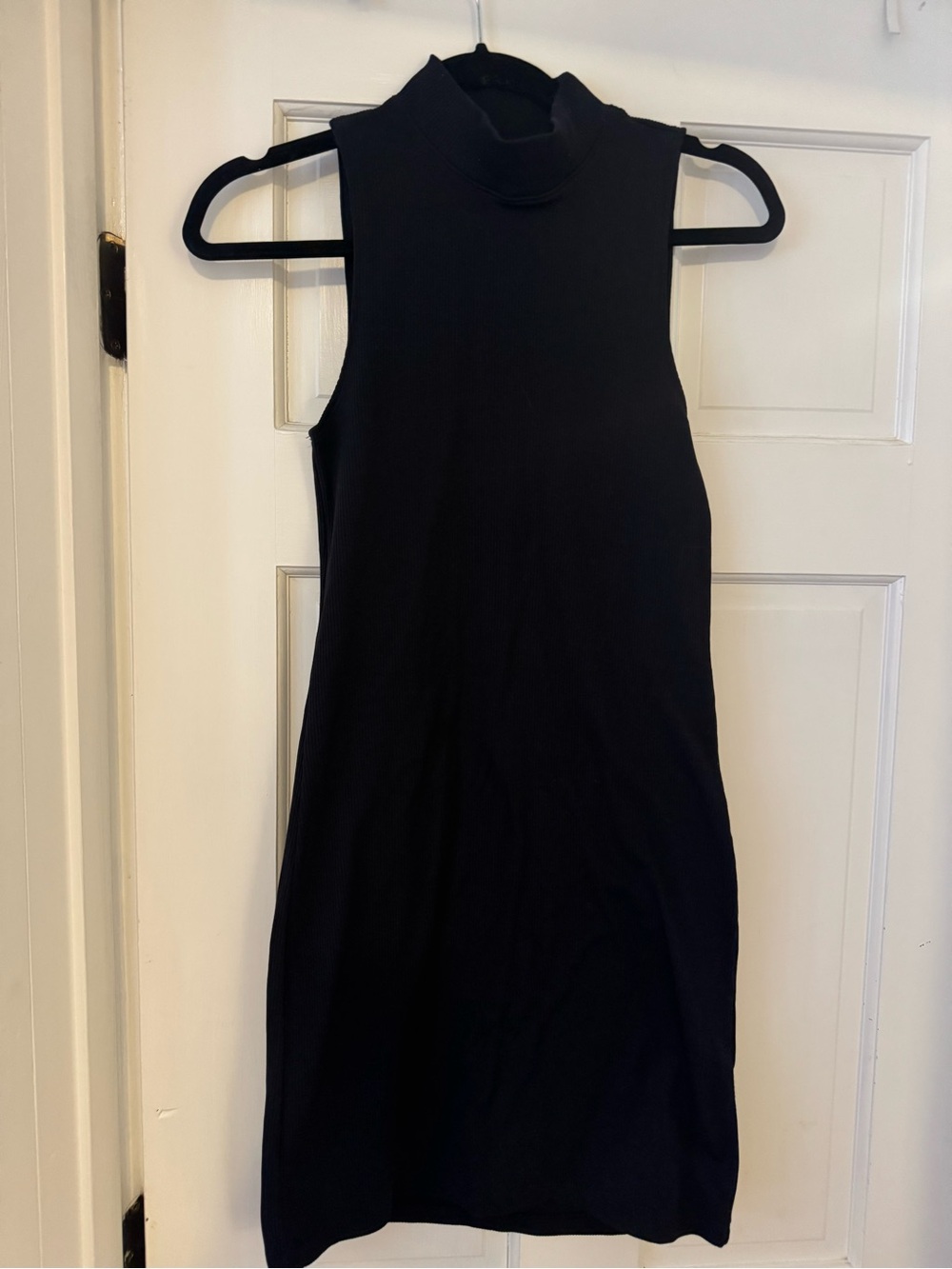 Abercrombie Sleeveless Black Mock Neck Sheath Dress